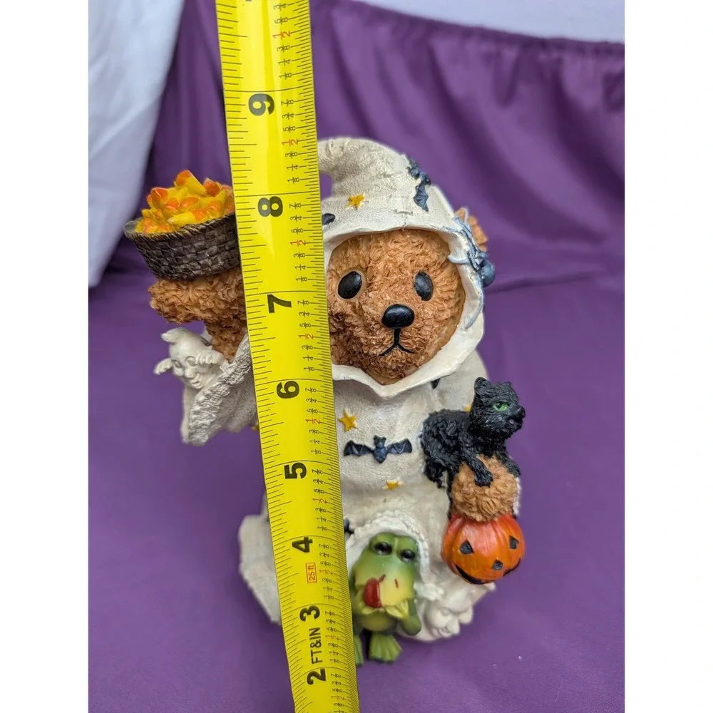 Vintage Bear Ghost SpiderCat Candy White Resin Figurine 8.5